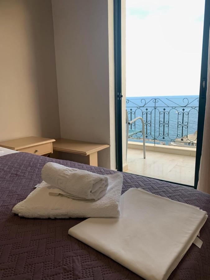 Iro Hotel 圣加利尼 外观 照片