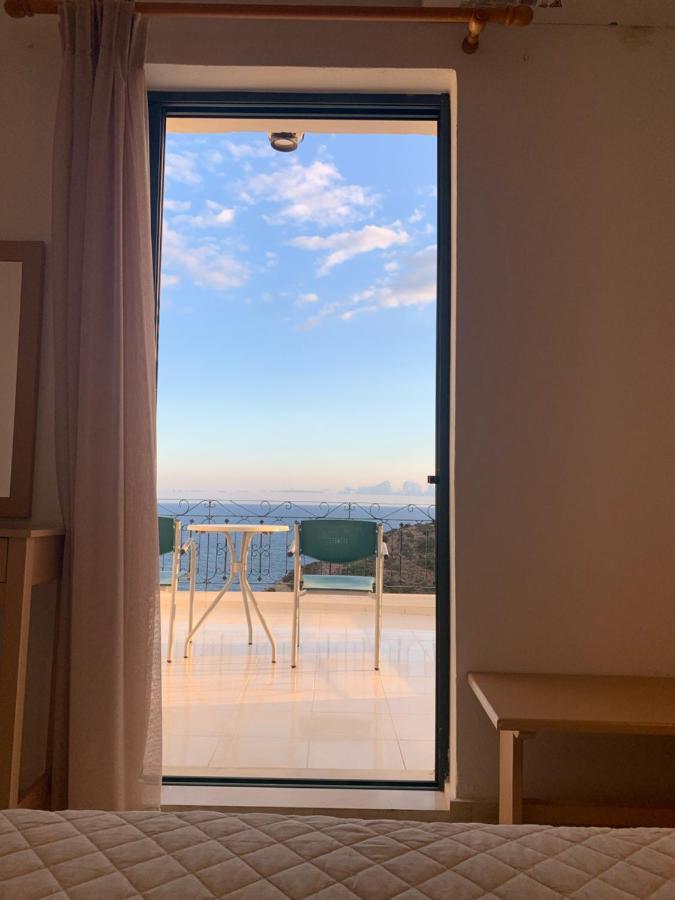 Iro Hotel 圣加利尼 外观 照片